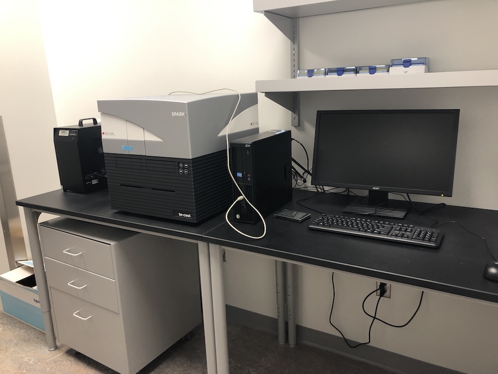 Guo lab desk